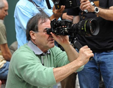 Американският режисьор Оливър Стоун се очаква да пристигне в Иран, където ще снима документален филм